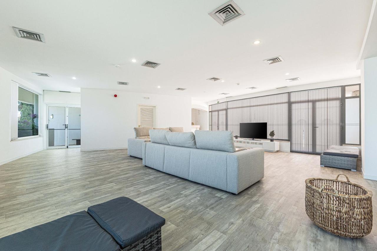 Nautilus Apartment